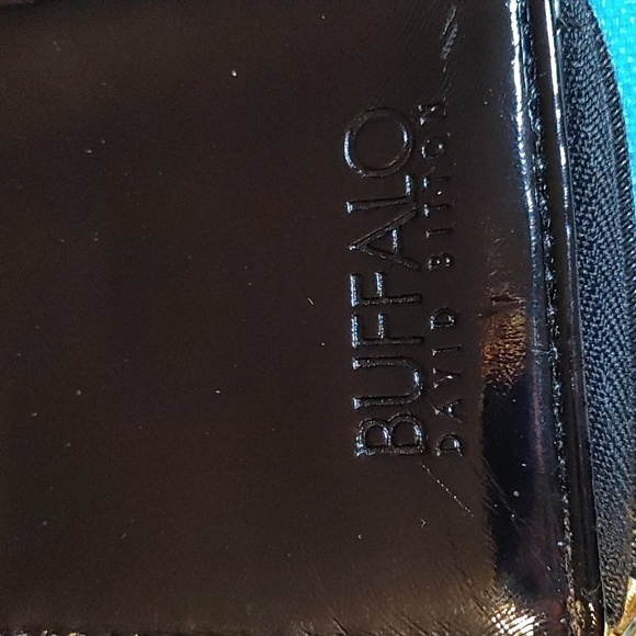 BUFFALO DAVID BITTON WALLET - Picture 5 of 9